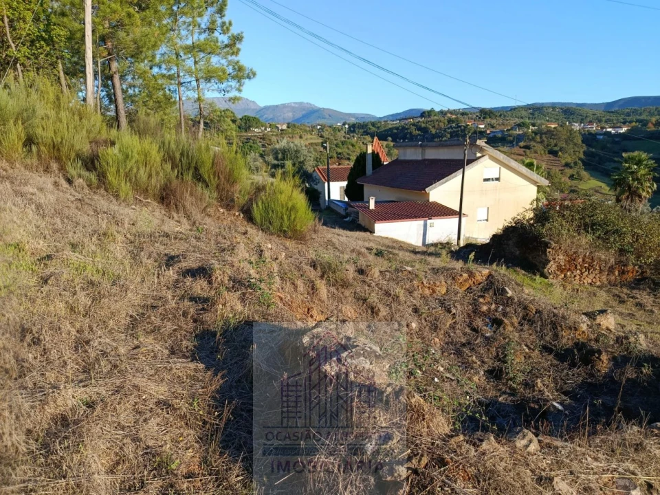 Terreno para Venda em Carragozela e Várzea de Meruge Foto 19