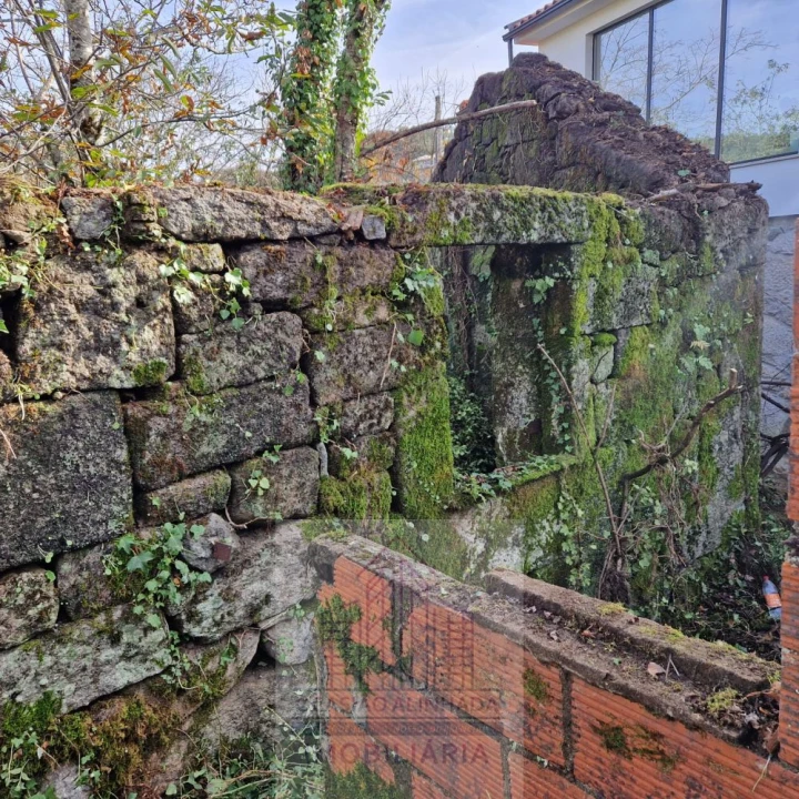 Moradia T2 para Venda em Castro Daire Foto 8