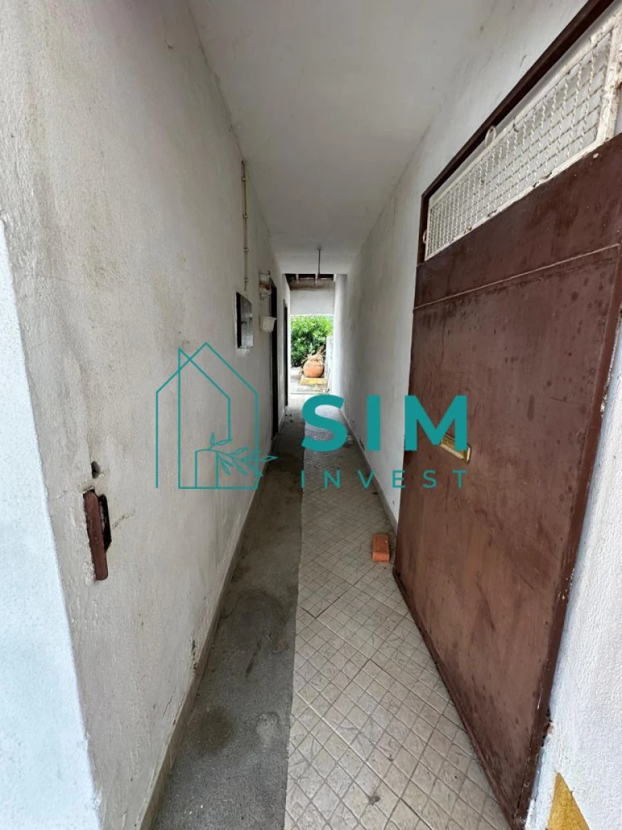 Moradia T1 para Venda em Azoia de Cima e Tremês Foto 8