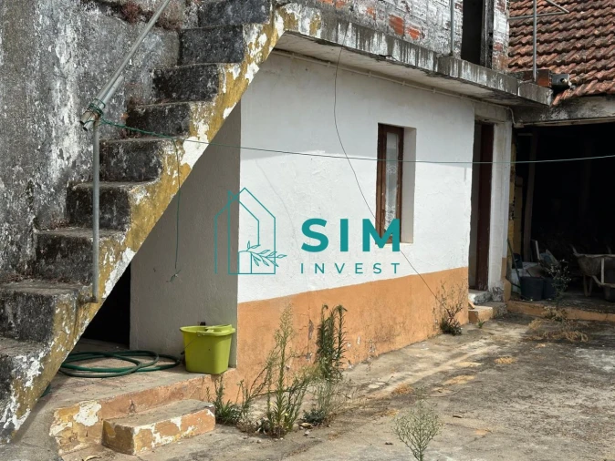 Moradia T1 para Venda em Azoia de Cima e Tremês Foto 17