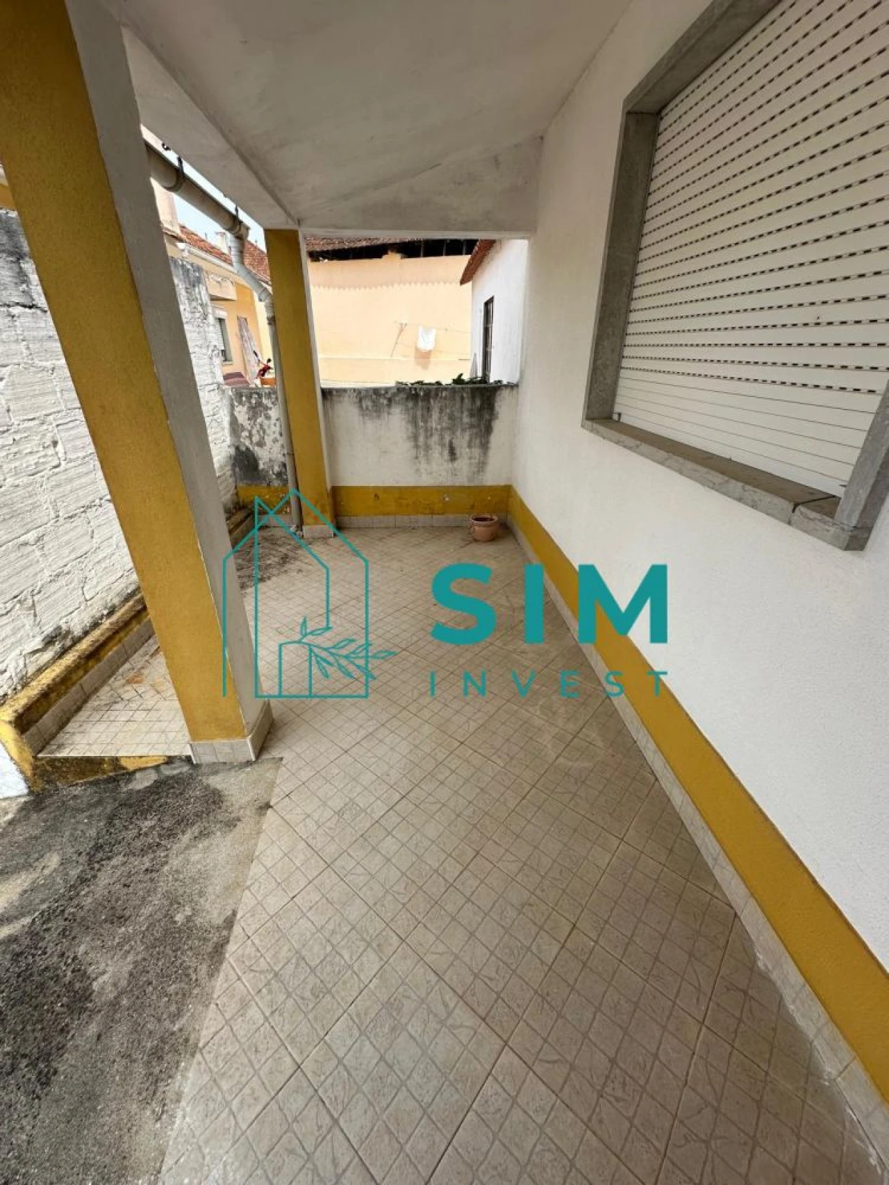 Moradia T1 para Venda em Azoia de Cima e Tremês Foto 3