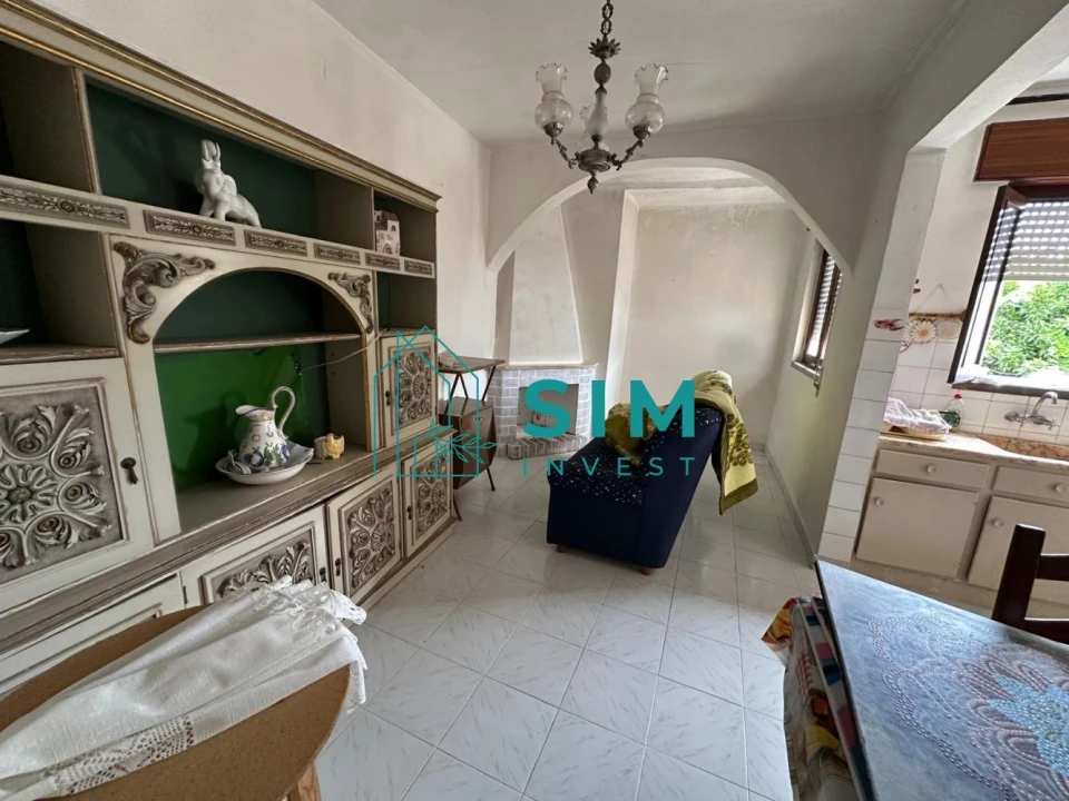 Moradia T1 para Venda em Azoia de Cima e Tremês Foto 33