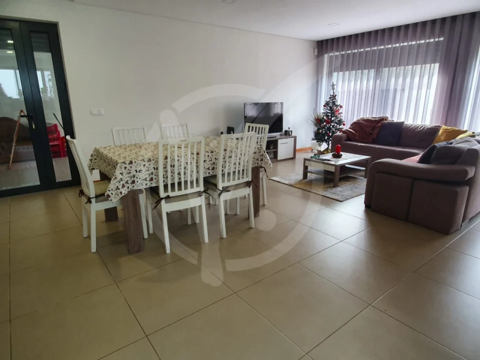 Moradia T3 para Arrendamento em Fonte Boa e Rio Tinto Foto 2