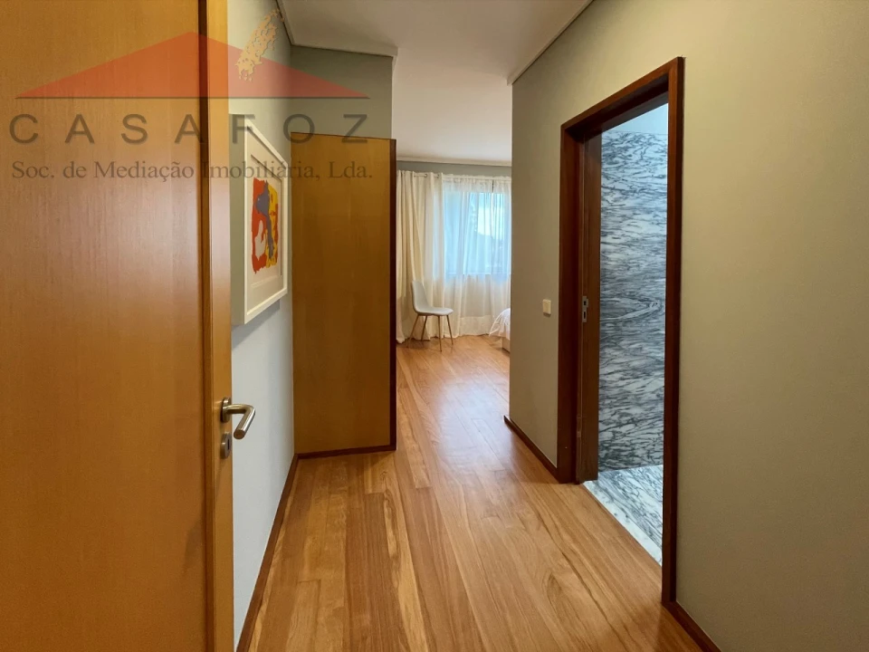 Apartamento T2 para Arrendamento em Aldoar, Foz do Douro e Nevogilde Foto 22