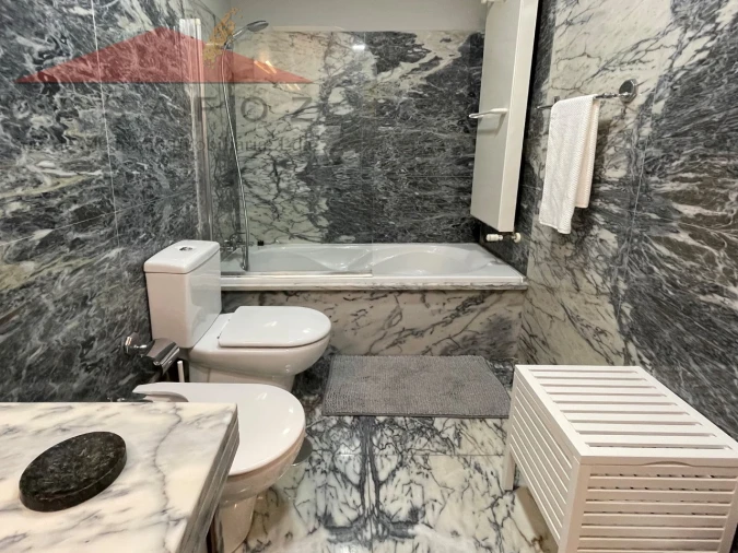 Apartamento T2 para Arrendamento em Aldoar, Foz do Douro e Nevogilde Foto 33