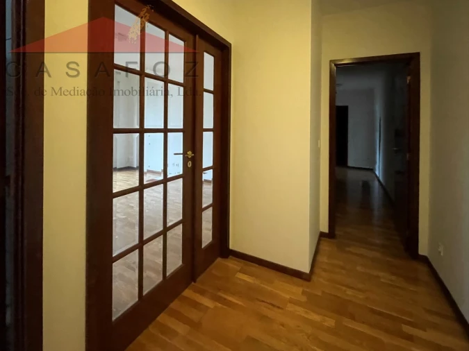 Apartamento T2 para Arrendamento em Aldoar, Foz do Douro e Nevogilde Foto 13