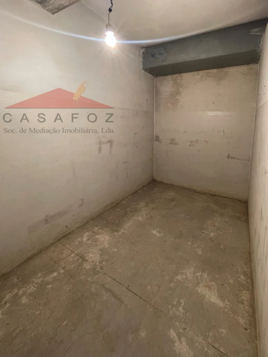 Apartamento T2 para Arrendamento em Aldoar, Foz do Douro e Nevogilde Foto 26