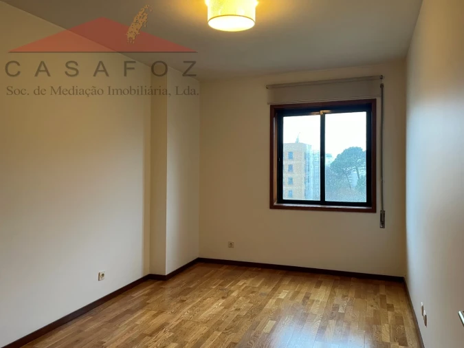 Apartamento T2 para Arrendamento em Aldoar, Foz do Douro e Nevogilde Foto 20