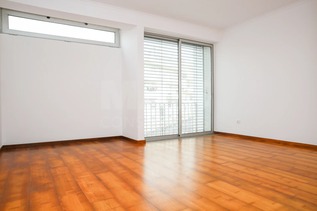 Apartamento T2 para Venda em Sobral de Monte Agraço Foto 8