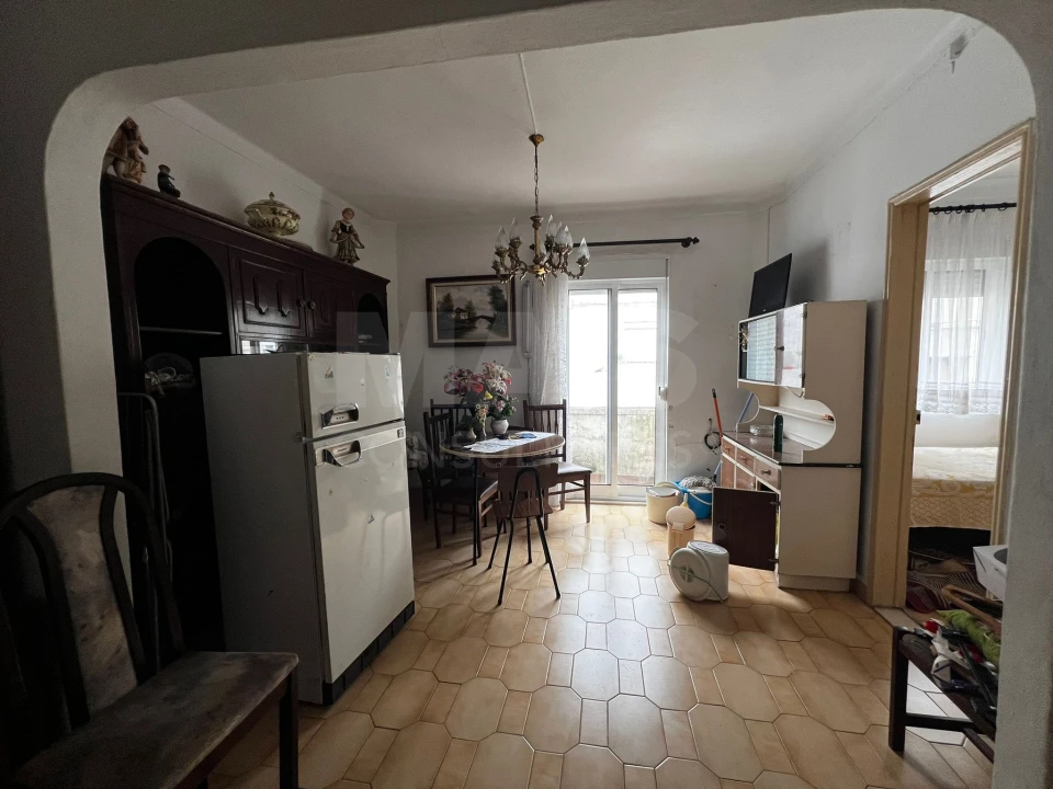 Prédio para Venda em Sacavém e Prior Velho Foto 1