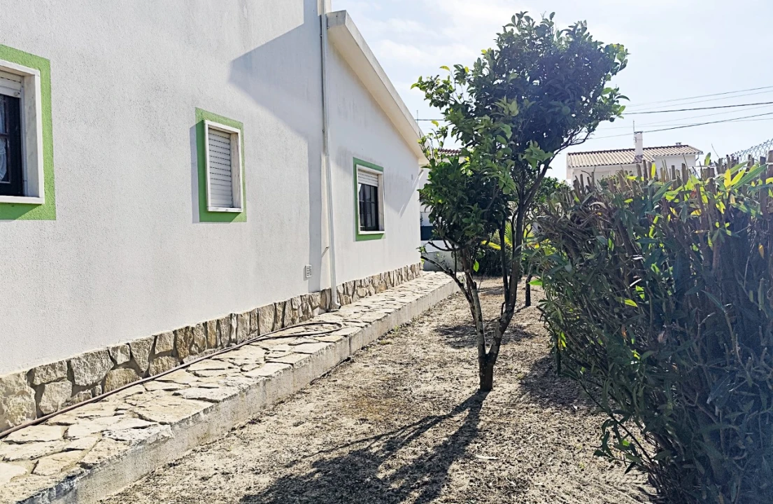 Moradia T4 para Venda em A dos Cunhados e Maceira Foto 29