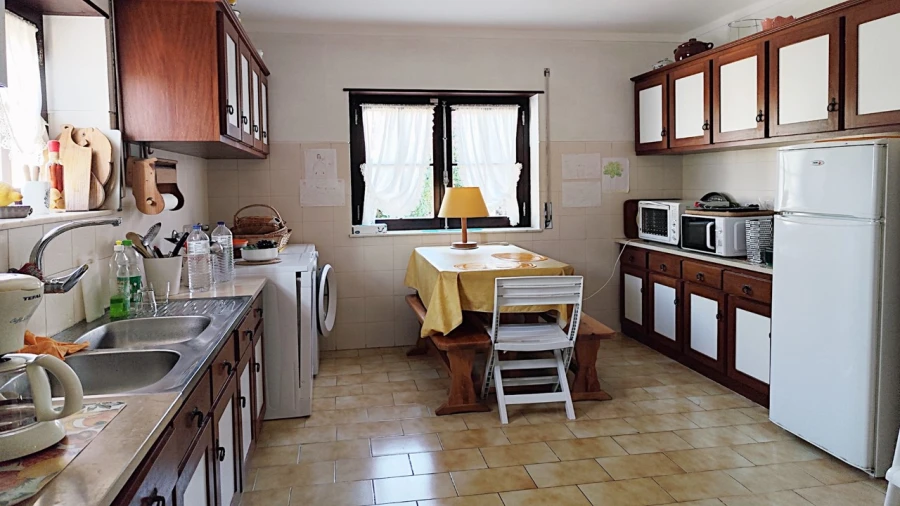 Moradia T4 para Venda em A dos Cunhados e Maceira Foto 11