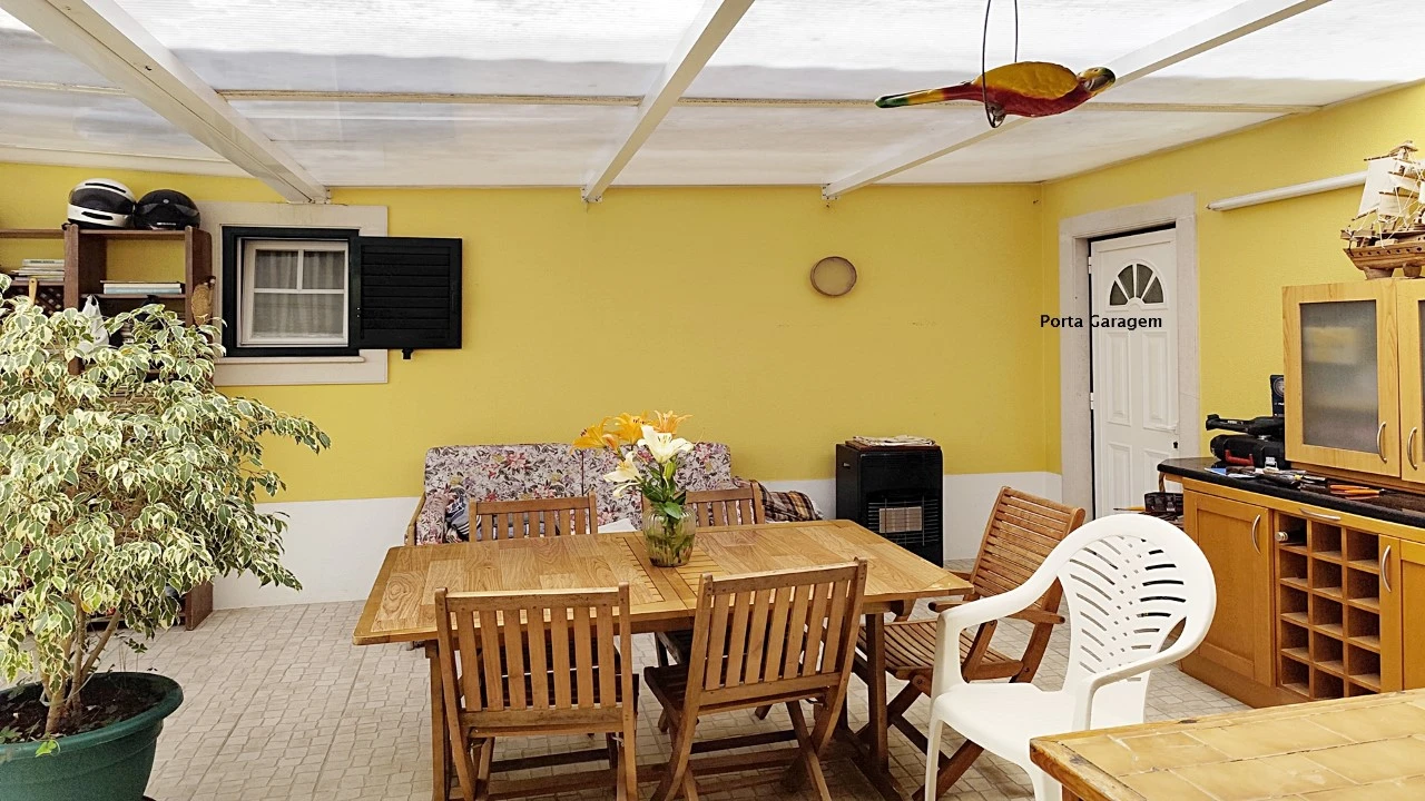 Moradia T4 para Venda em Silveira Foto 34