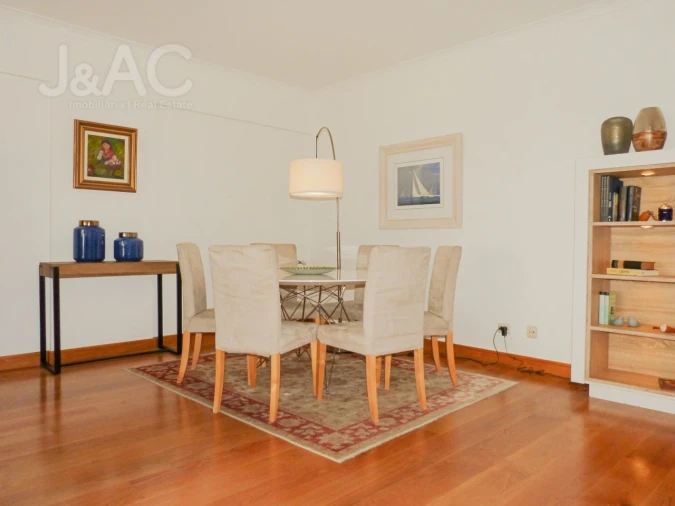 Apartamento T2 para Venda em Carcavelos e Parede Foto 5