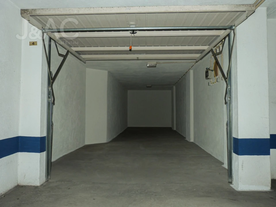 Garagem para Venda em Cascais e Estoril Foto 3