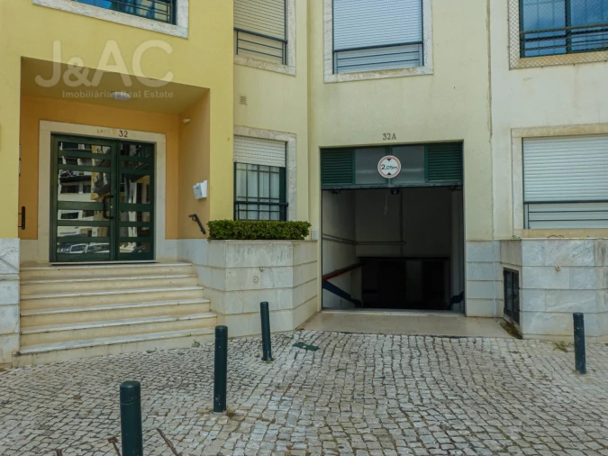Garagem para Venda em Cascais e Estoril Foto 2