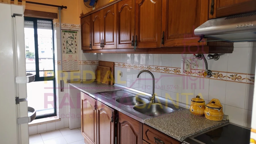 Apartamento T1 para Arrendamento em Sé Nova, Santa Cruz, Almedina e São Bartolomeu Foto 1