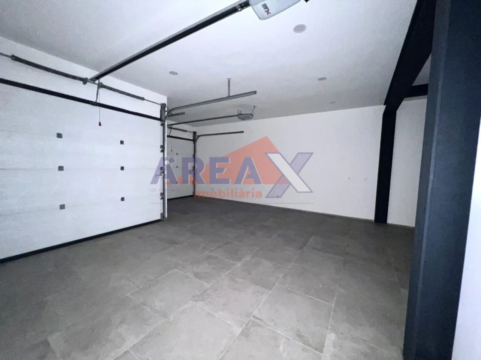 Moradia T3 para Venda em O. Azeméis, Riba-Ul, Ul, Macinhata Seixa, Madail Foto 19