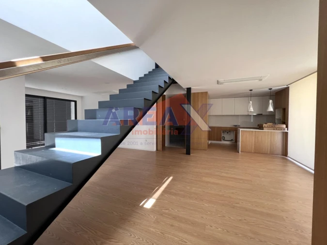 Moradia T3 para Venda em O. Azeméis, Riba-Ul, Ul, Macinhata Seixa, Madail Foto 6