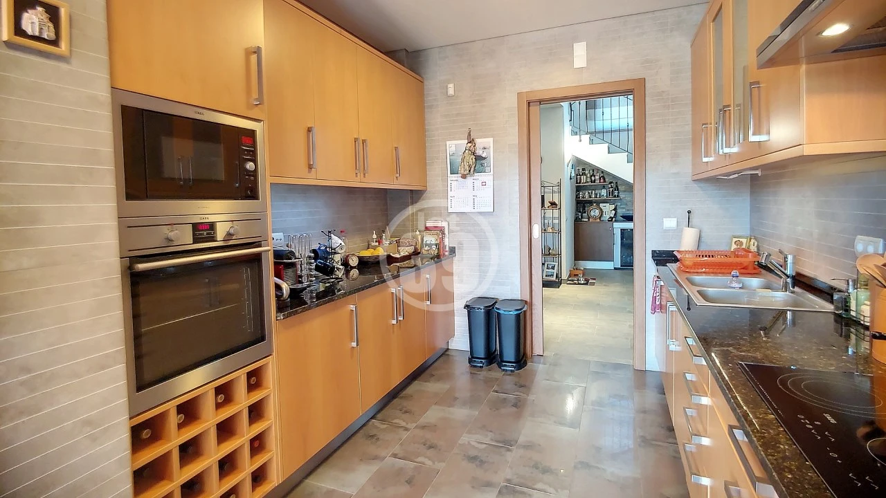 Moradia T4 para Venda em Lagos (São Sebastião e Santa Maria) Foto 6