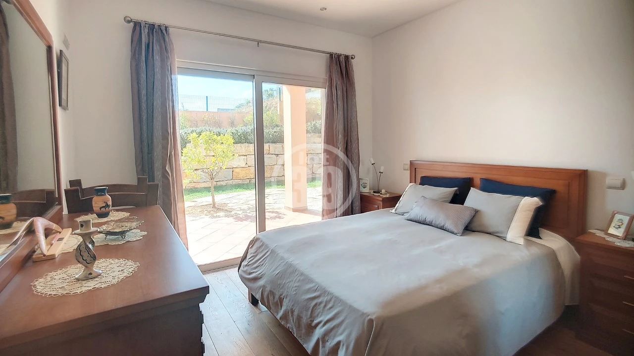 Moradia T4 para Venda em Lagos (São Sebastião e Santa Maria) Foto 16