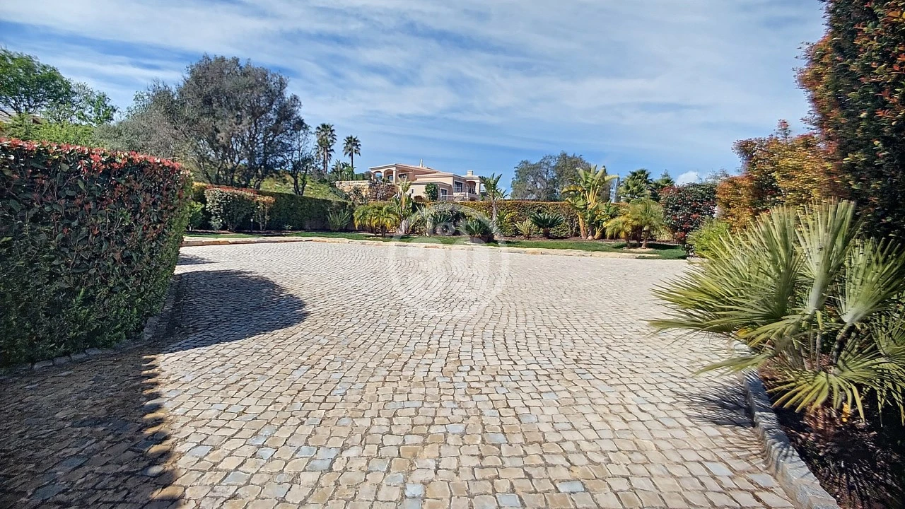 Moradia T4 para Venda em Lagos (São Sebastião e Santa Maria) Foto 46