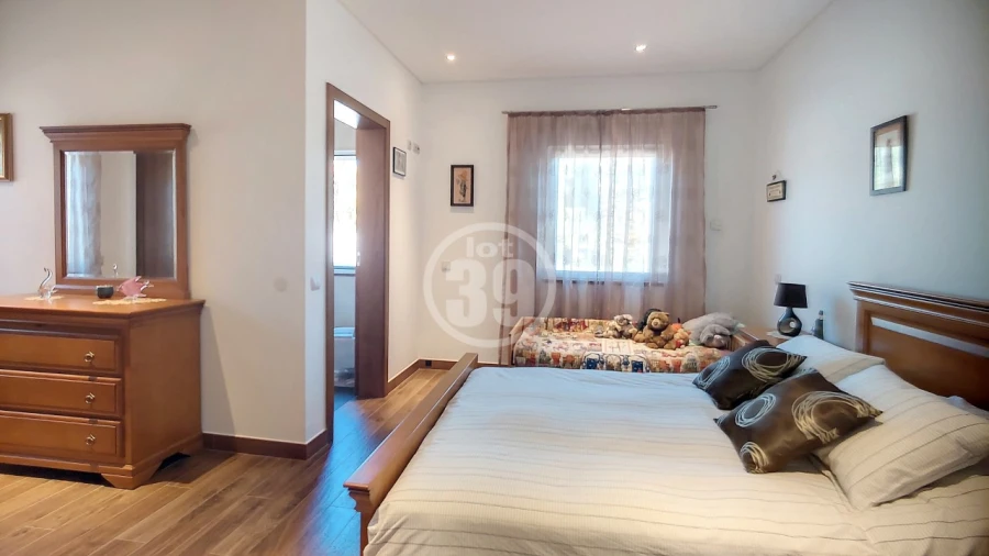 Moradia T4 para Venda em Lagos (São Sebastião e Santa Maria) Foto 21