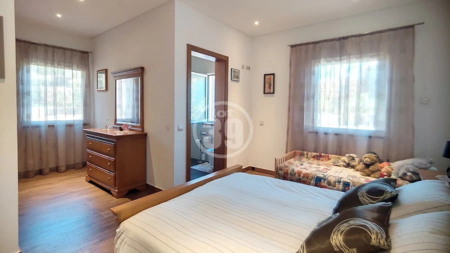 Moradia T4 para Venda em Lagos (São Sebastião e Santa Maria) Foto 22