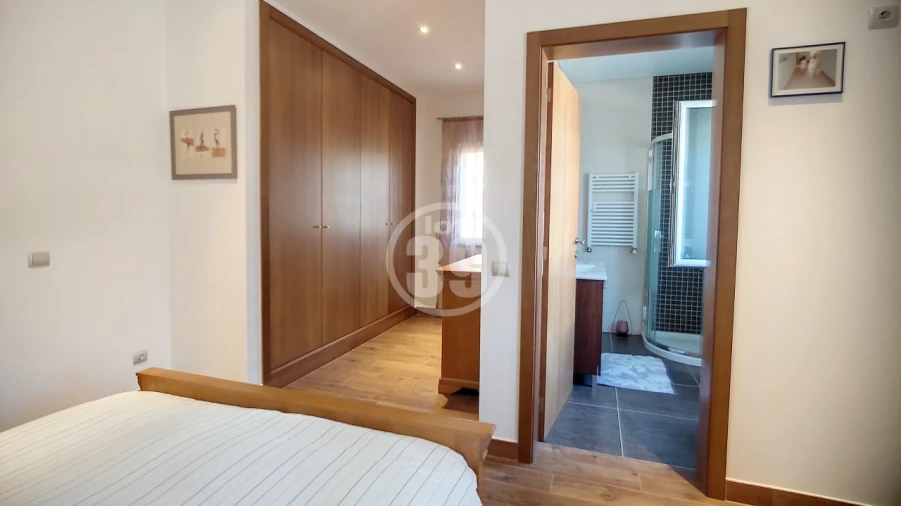 Moradia T4 para Venda em Lagos (São Sebastião e Santa Maria) Foto 23