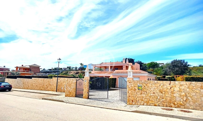 Moradia T4 para Venda em Lagos (São Sebastião e Santa Maria) Foto 59