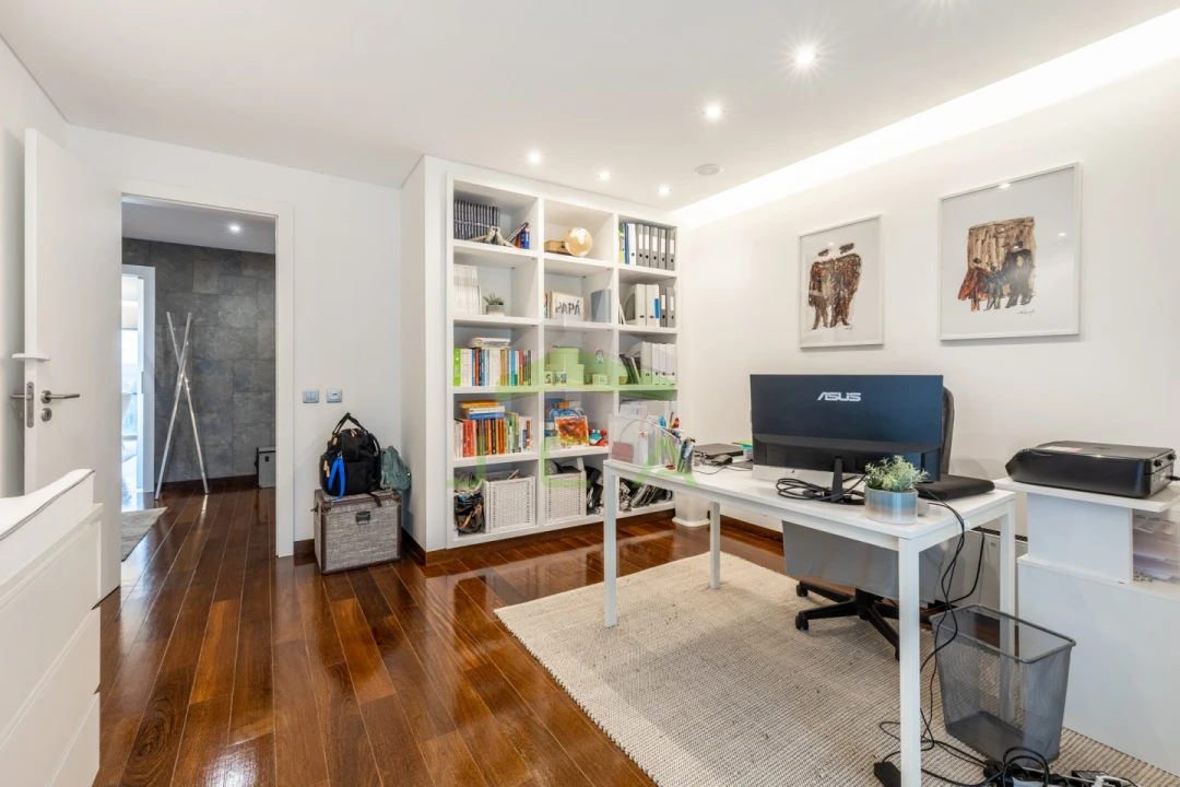 Moradia T4 para Venda em Leiria, Pousos, Barreira e Cortes Foto 22