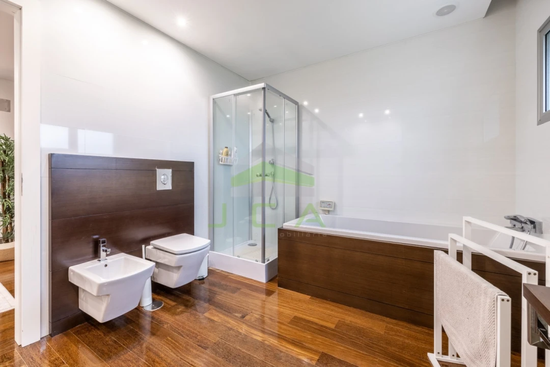 Moradia T4 para Venda em Leiria, Pousos, Barreira e Cortes Foto 30