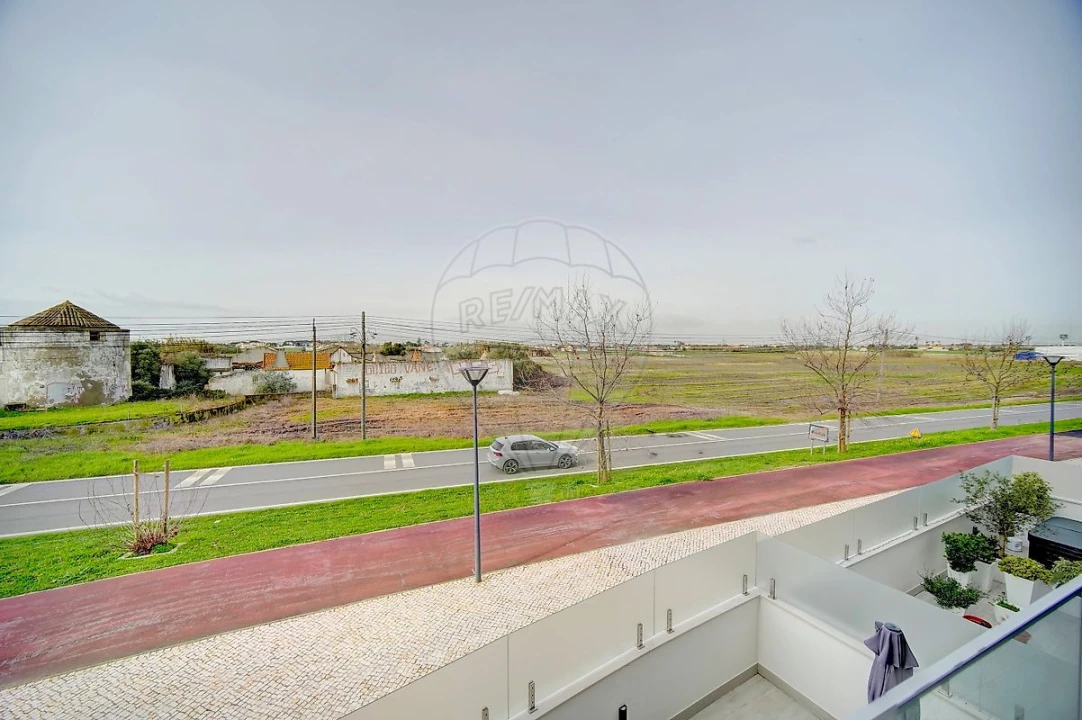 Apartamento T3 para Arrendamento em Montijo e Afonsoeiro Foto 8