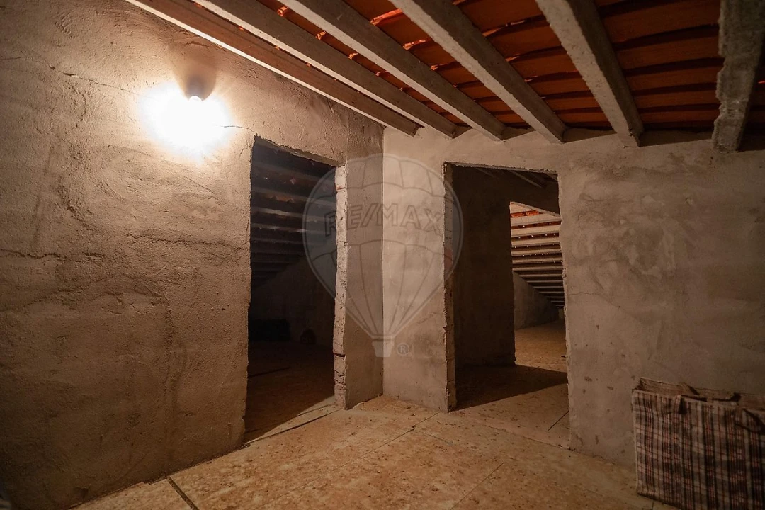 Moradia T4 para Venda em Romeira e Várzea Foto 28