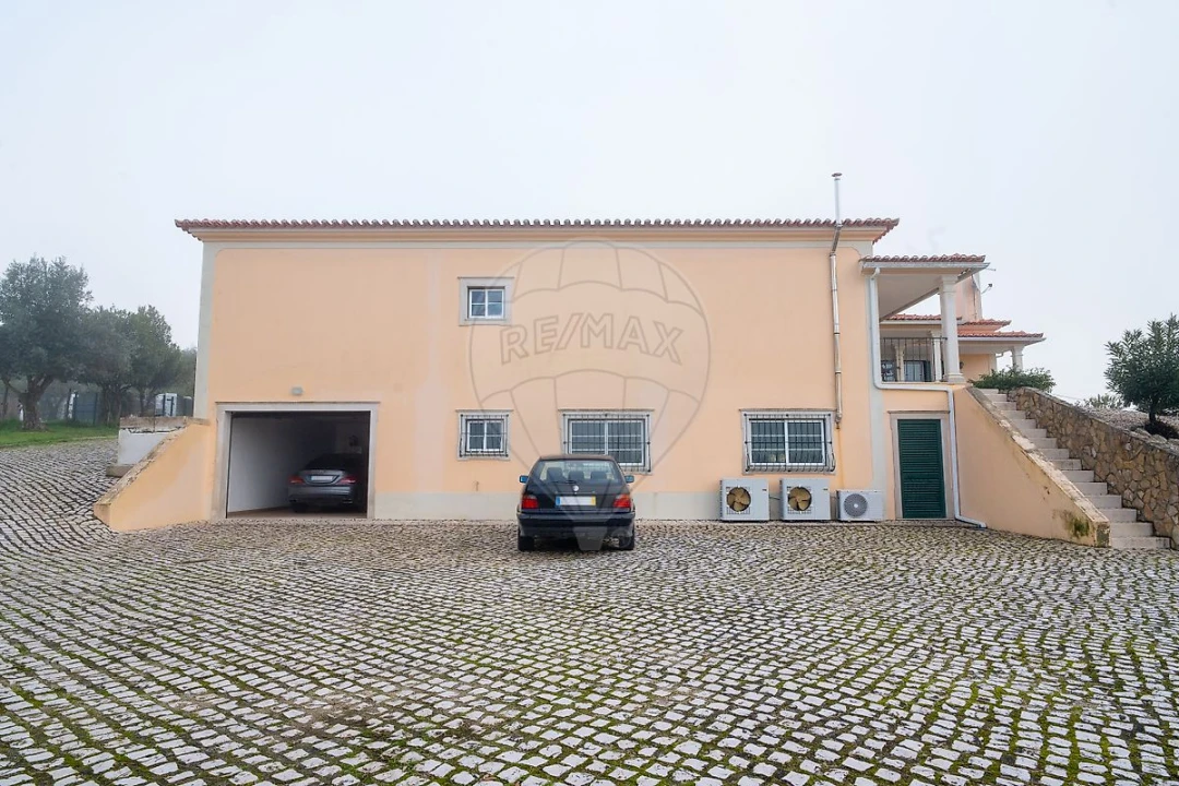 Moradia T4 para Venda em Romeira e Várzea Foto 26