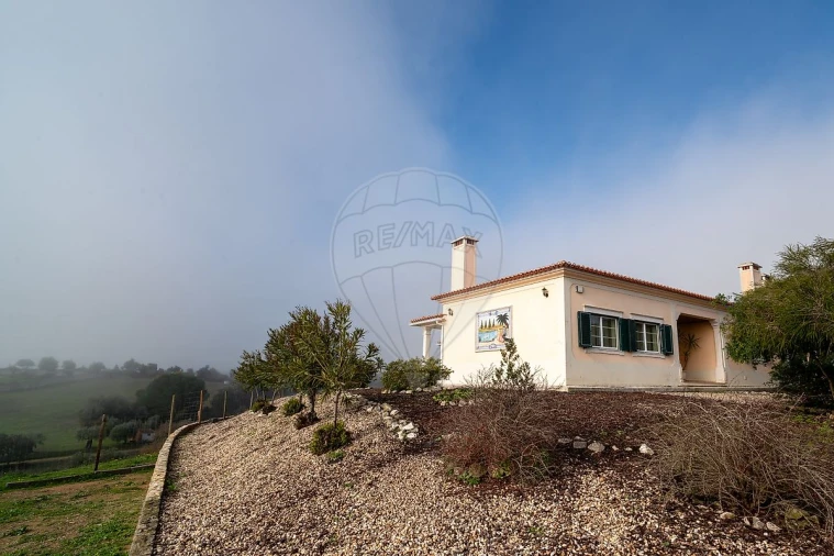 Moradia T4 para Venda em Romeira e Várzea Foto 29