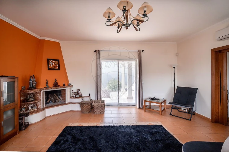 Moradia T4 para Venda em Romeira e Várzea Foto 4