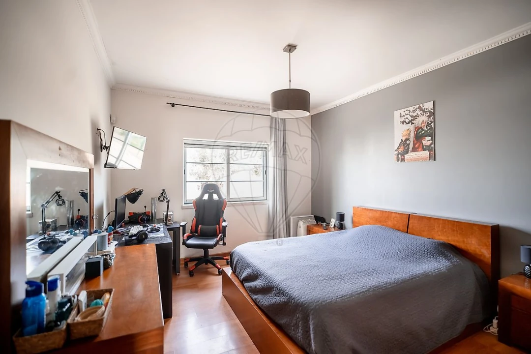 Moradia T4 para Venda em Romeira e Várzea Foto 19