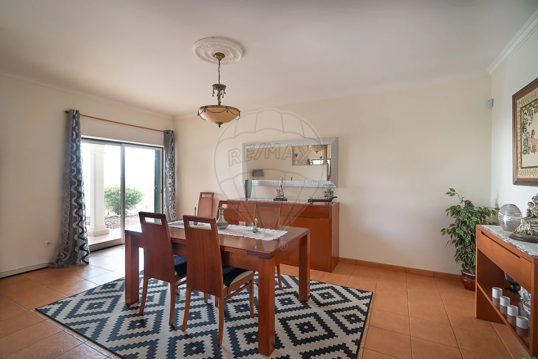 Moradia T4 para Venda em Romeira e Várzea Foto 11