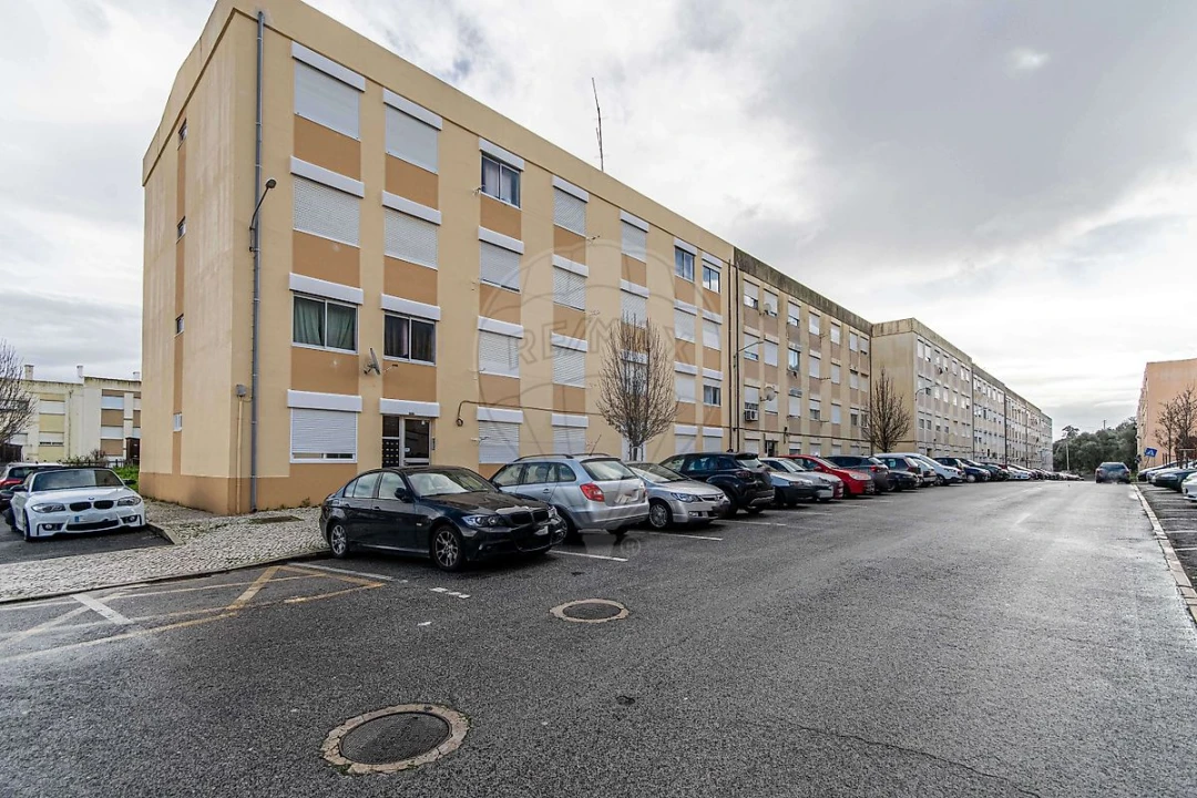 Apartamento T3 para Venda em Vila Franca de Xira Foto 4