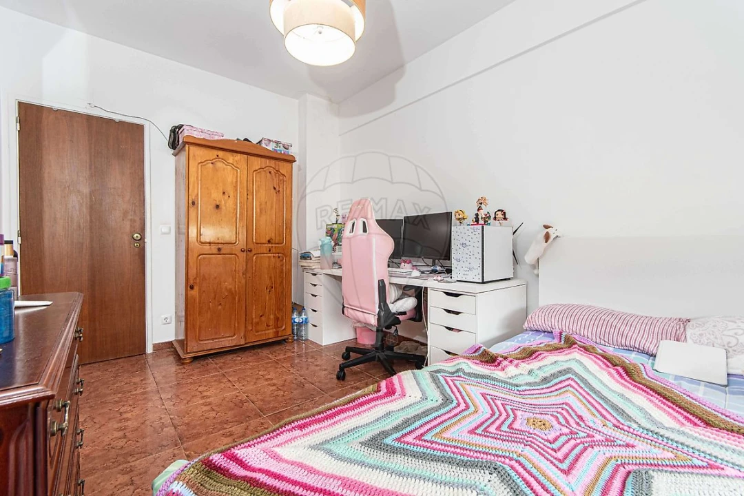Apartamento T3 para Venda em Vila Franca de Xira Foto 10