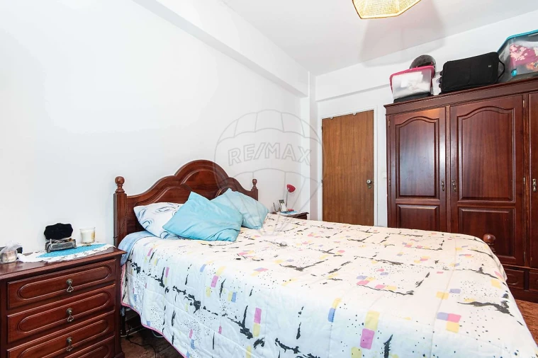 Apartamento T3 para Venda em Vila Franca de Xira Foto 6