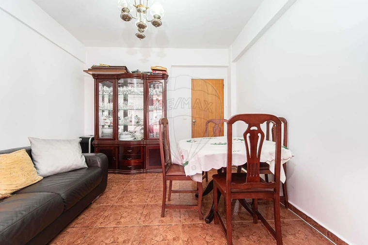 Apartamento T3 para Venda em Vila Franca de Xira Foto 11