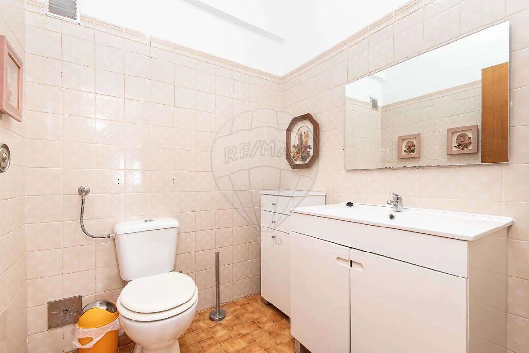 Apartamento T3 para Venda em Vila Franca de Xira Foto 8