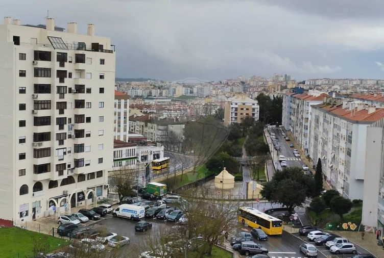 Apartamento T3 para Venda em Mina de Água Foto 4