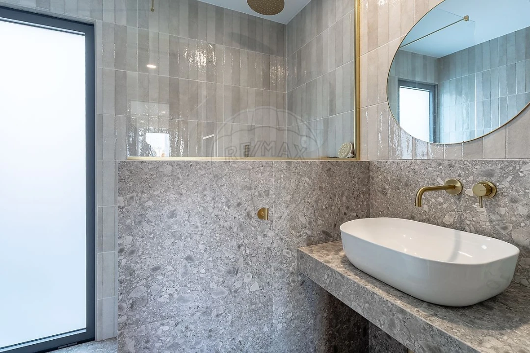 Moradia T3 para Venda em Mazarefes e Vila Fria Foto 17