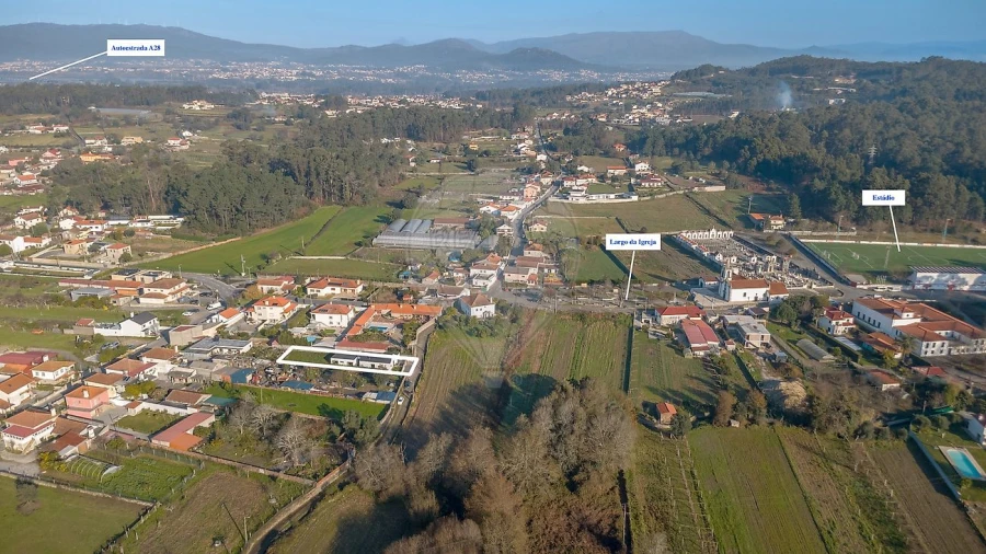 Moradia T3 para Venda em Mazarefes e Vila Fria Foto 32