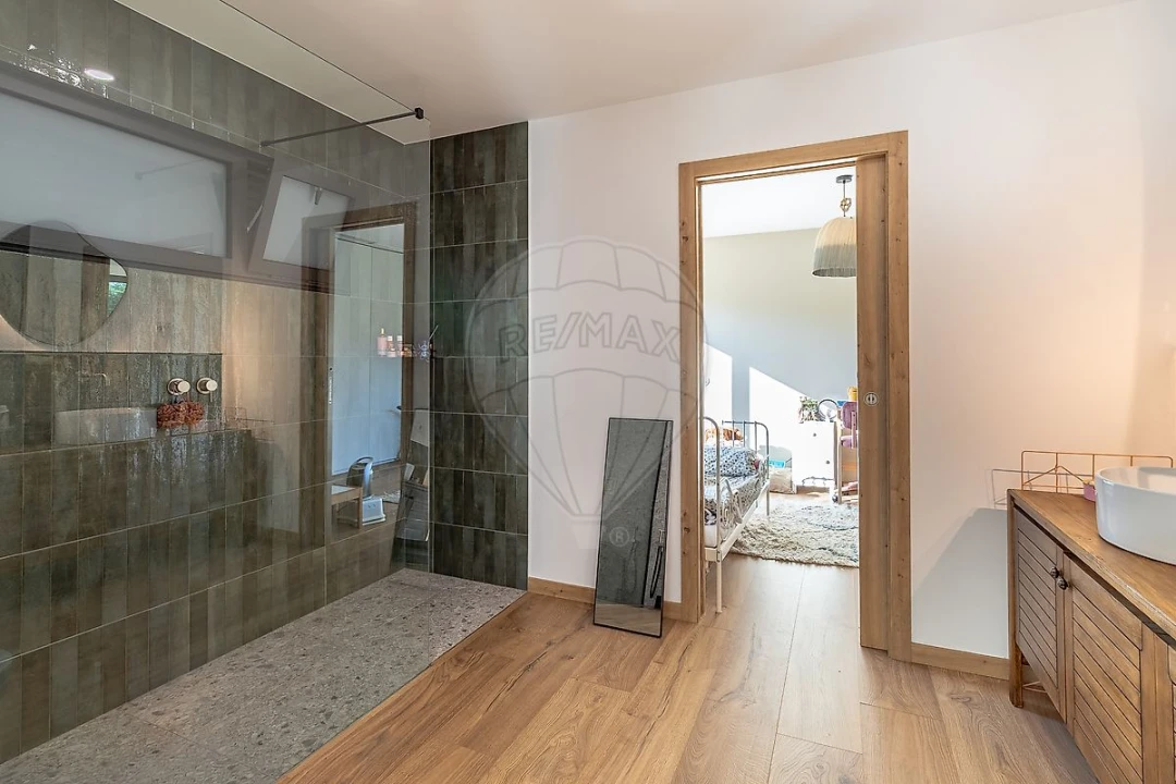 Moradia T3 para Venda em Mazarefes e Vila Fria Foto 26