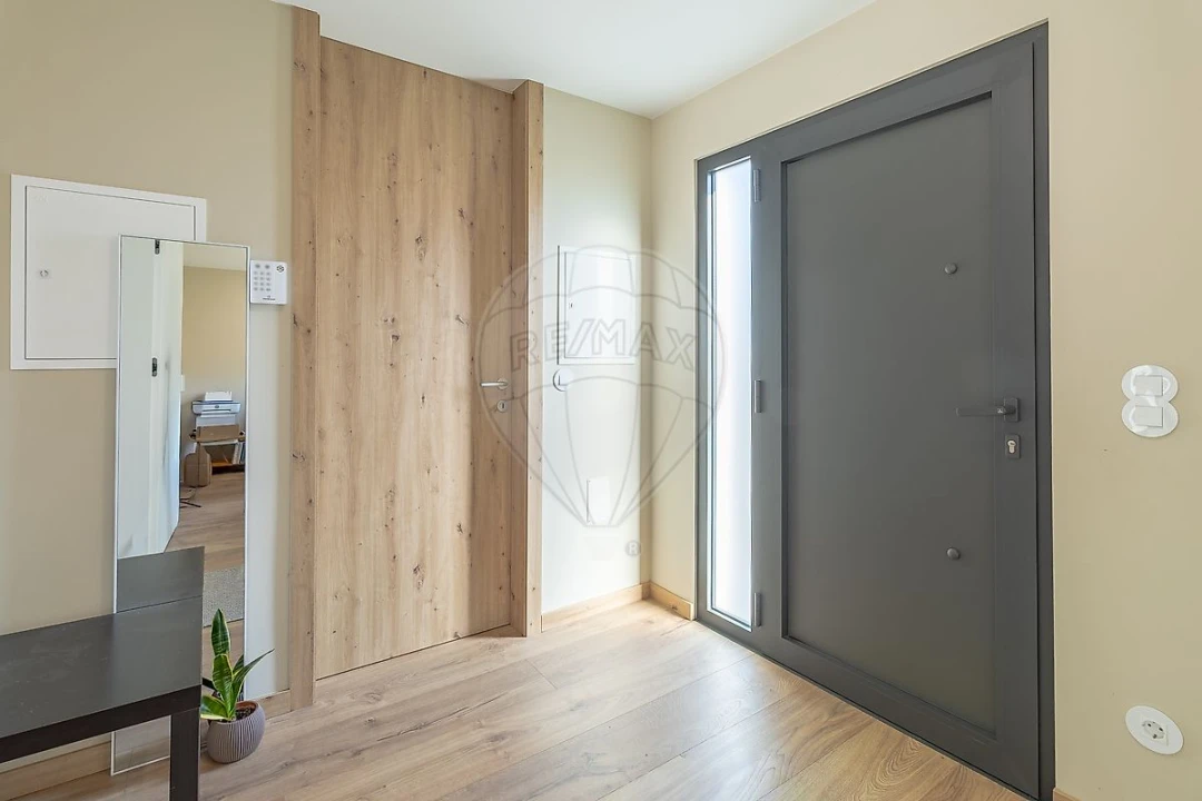 Moradia T3 para Venda em Mazarefes e Vila Fria Foto 6