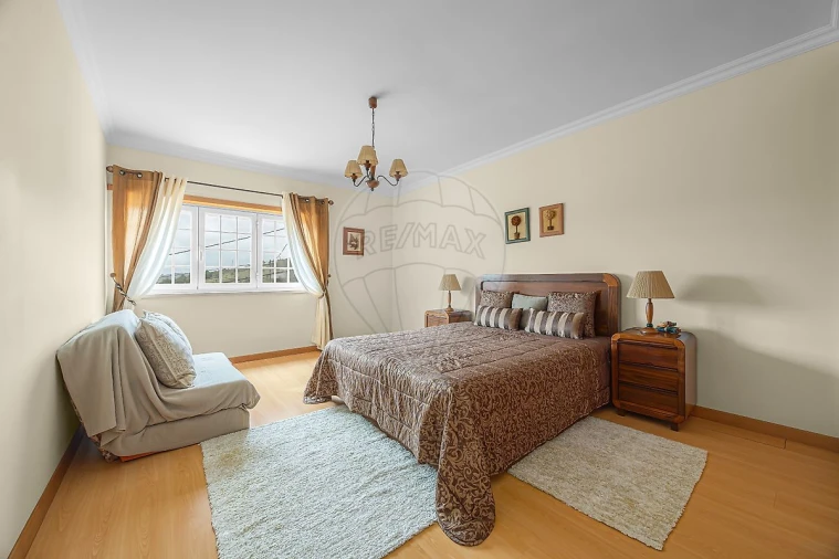 Moradia T4 para Venda em Santa Maria, São Pedro e Matacães Foto 15